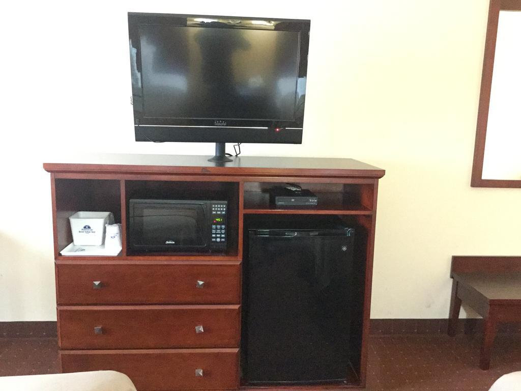 Americas Best Value Inn Saint Robert/Fort Leonard Wood Exterior photo